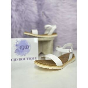 Sun + Stone Women's Mattie Flat Sandals - White Smooth 8M